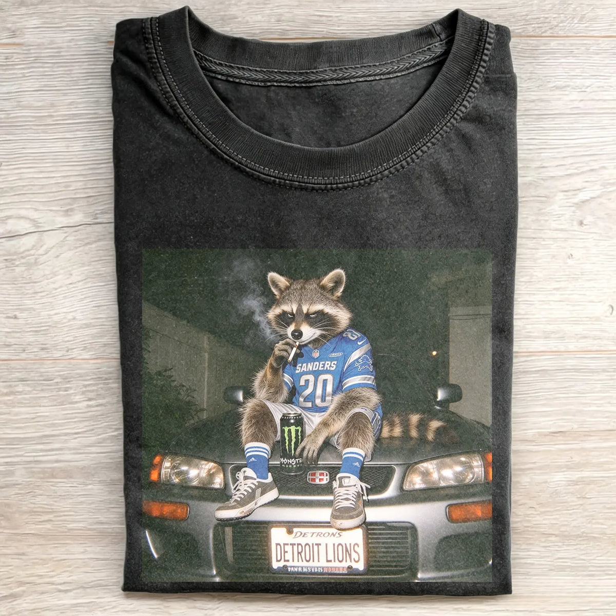 WACKY ANIMAL FOOTBALL FUNNY MEME T-SHIRT