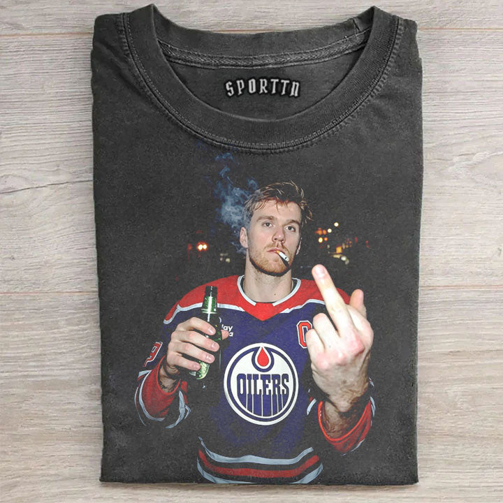 Connor McDavid Vintage Hockey T-shirt