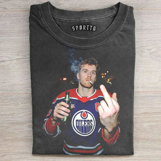 Connor McDavid Vintage Hockey T-shirt